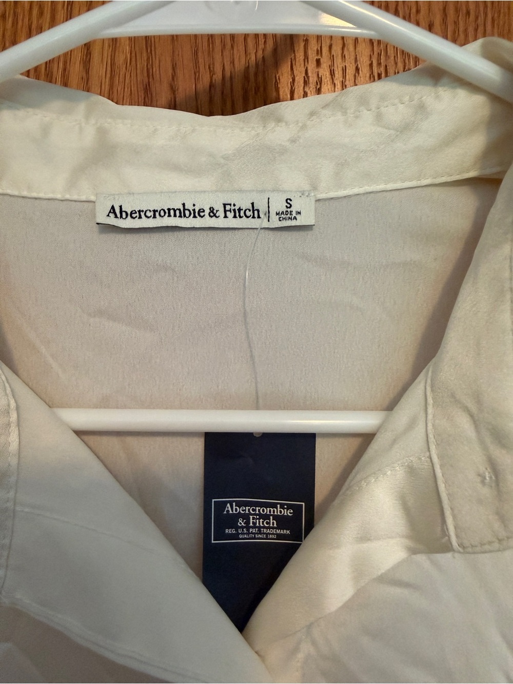 Abercrombie & Fitch Off-White Button Front Shirt